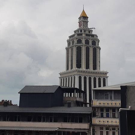 Apartment Pshavela 16 Batumi Bagian luar foto