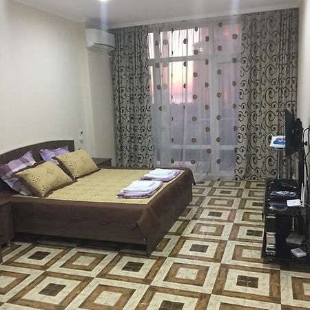 Apartment Pshavela 16 Batumi Bagian luar foto