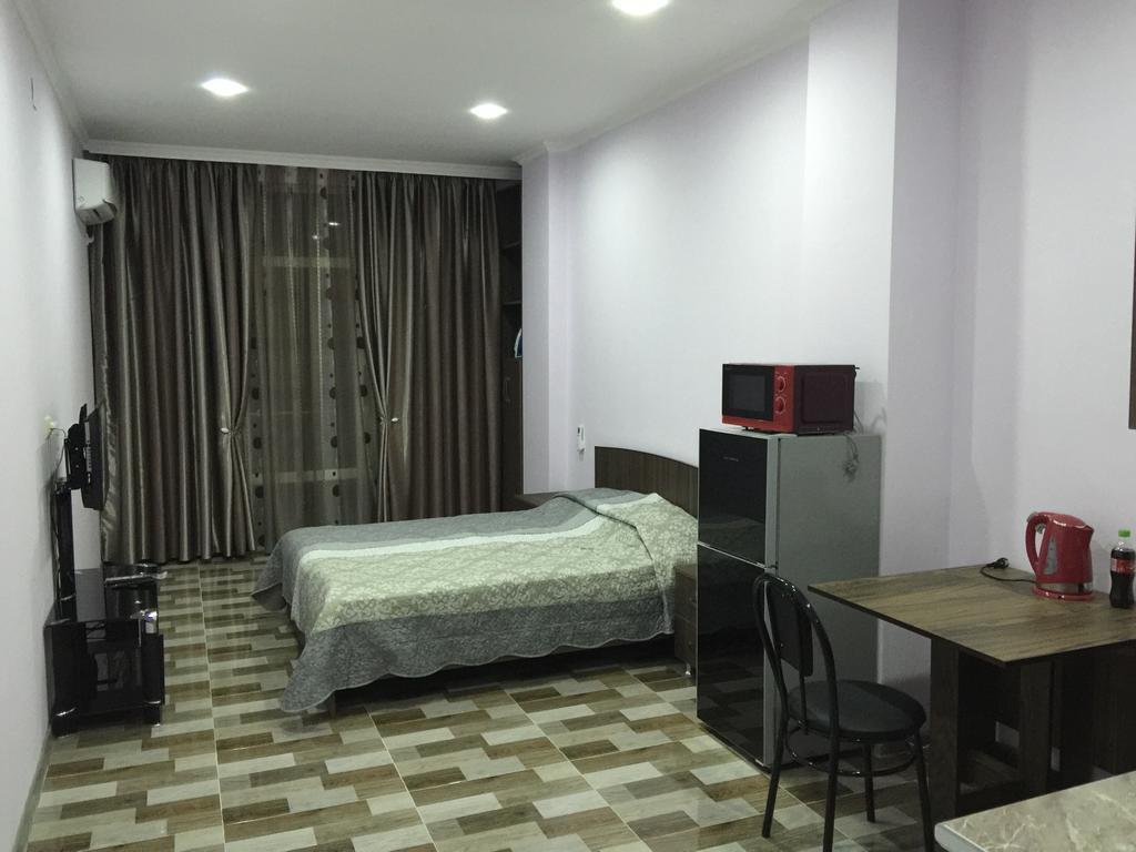 Apartment Pshavela 16 Batumi Bagian luar foto